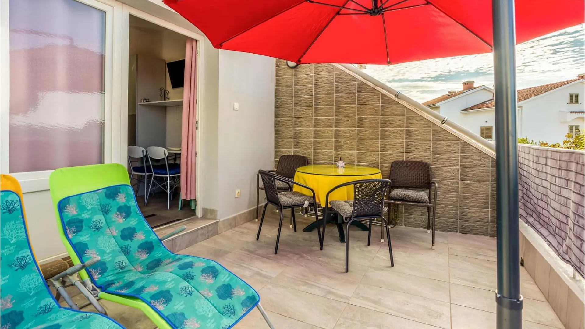 Nice Apartment In Crikvenica With Kitchen
